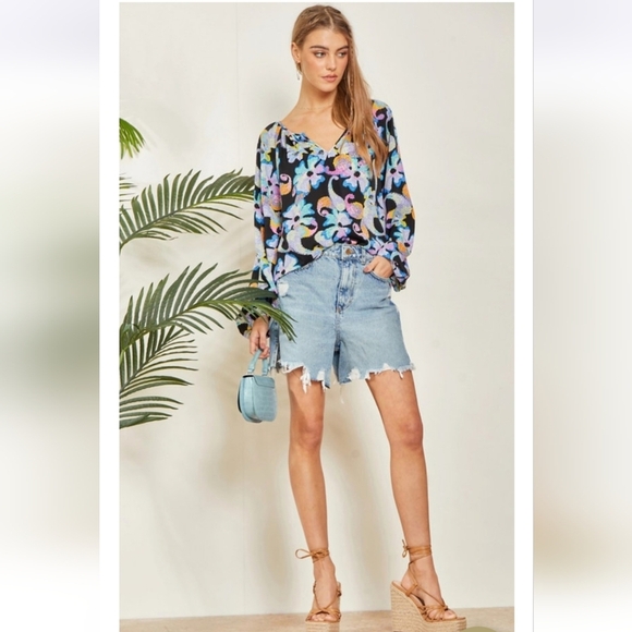 Emily Wonder Seriously Sweet Floral Top - Picture 1 of 6